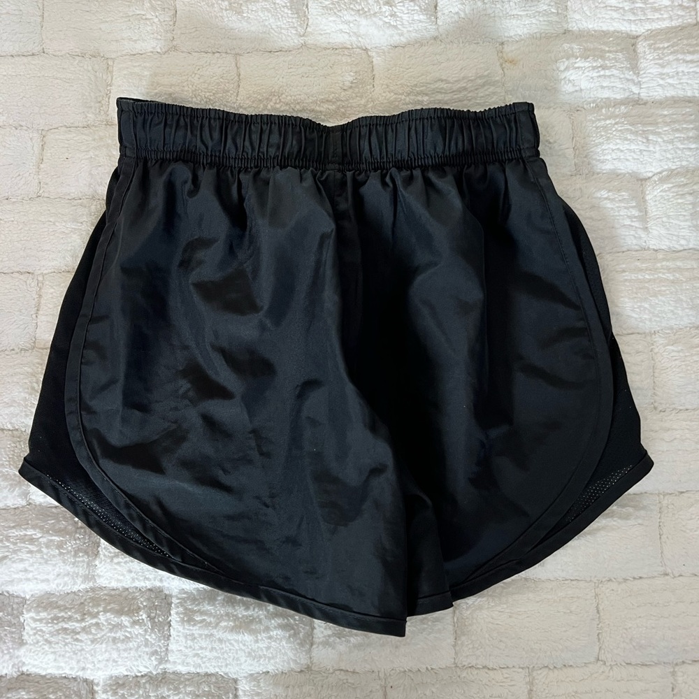 Nike Shorts - Picture 2 of 2